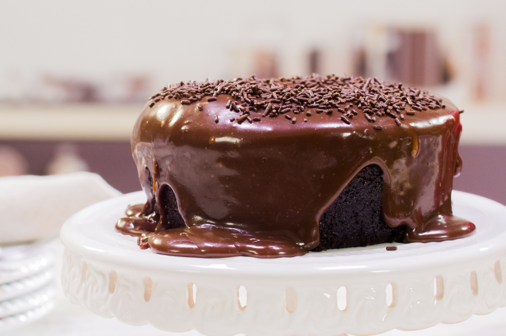 Bolo De Chocolate Simples E Super Gostoso Feito Na Air Fryer Cristal